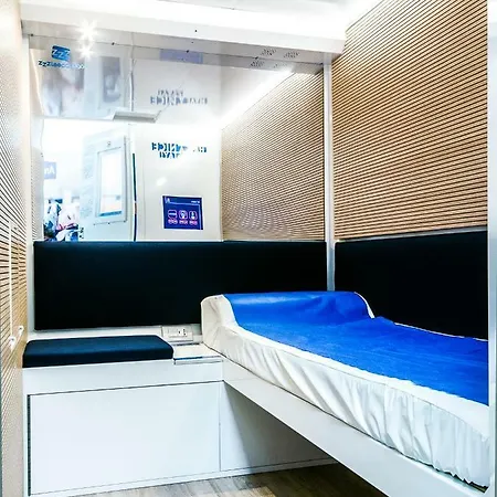 Resting Pods - Zzzleepandgo Vrn Verona Airport Capsulehotel 3*